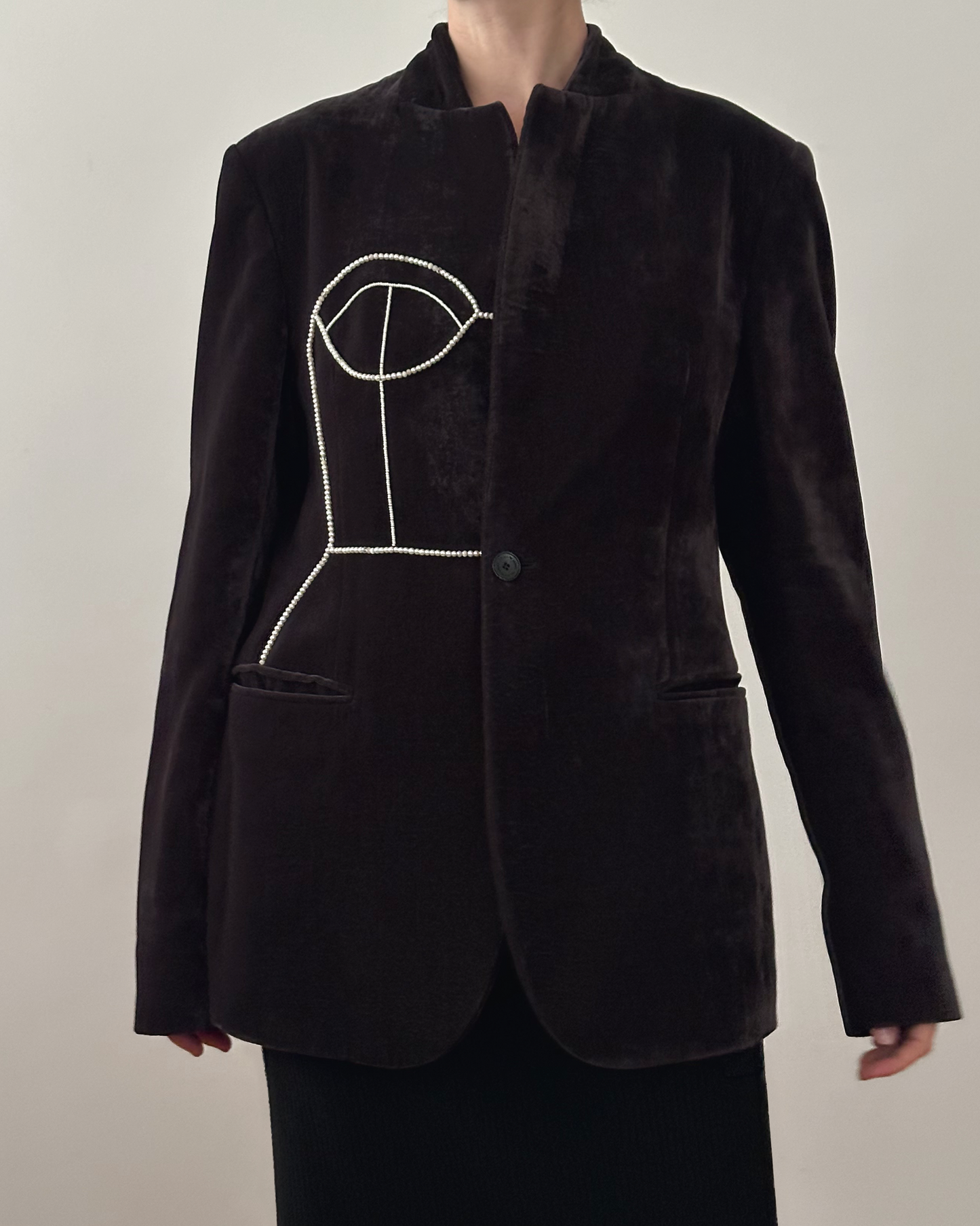 EMPORIO ARMANI VELVET BLAZER WITH HAND-BEADED CORSET DESIGN