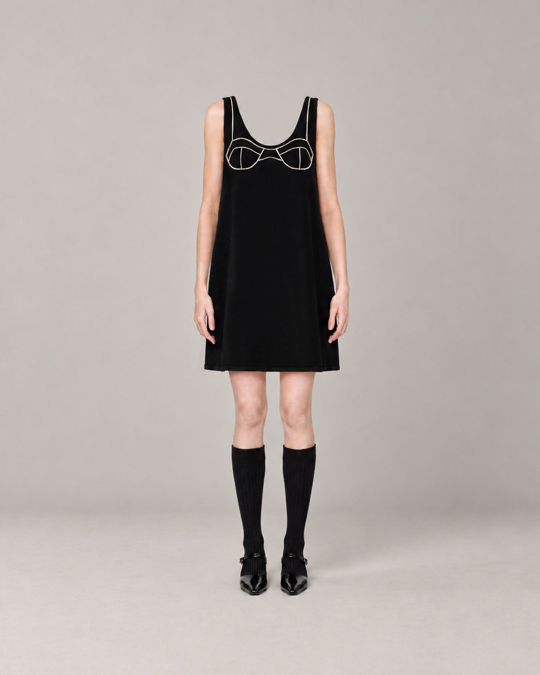 BLACK PURE WOOL KNIT DRESS (FITS M-L)
