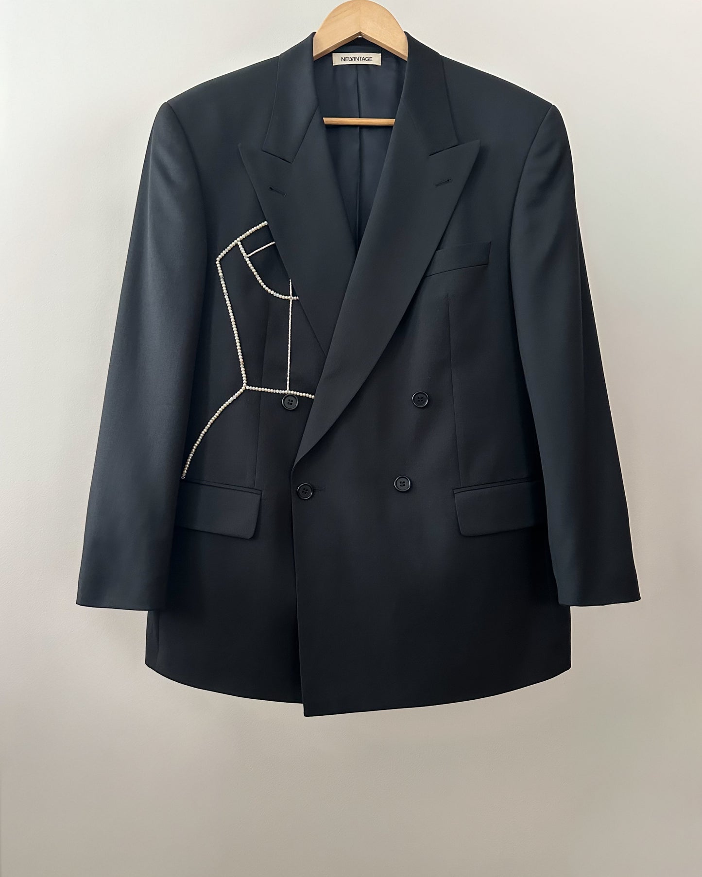 DOUBLE BREASTED WOOL BLAZER WITH HAND-BEADED CORSET DESIGN